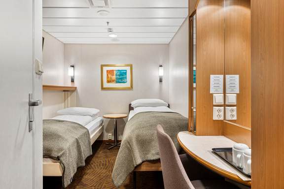 Ship accomodation